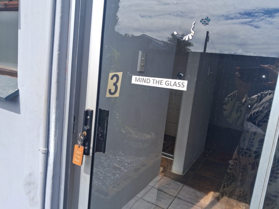 To Let 1 Bedroom Property for Rent in Gonubie North Eastern Cape